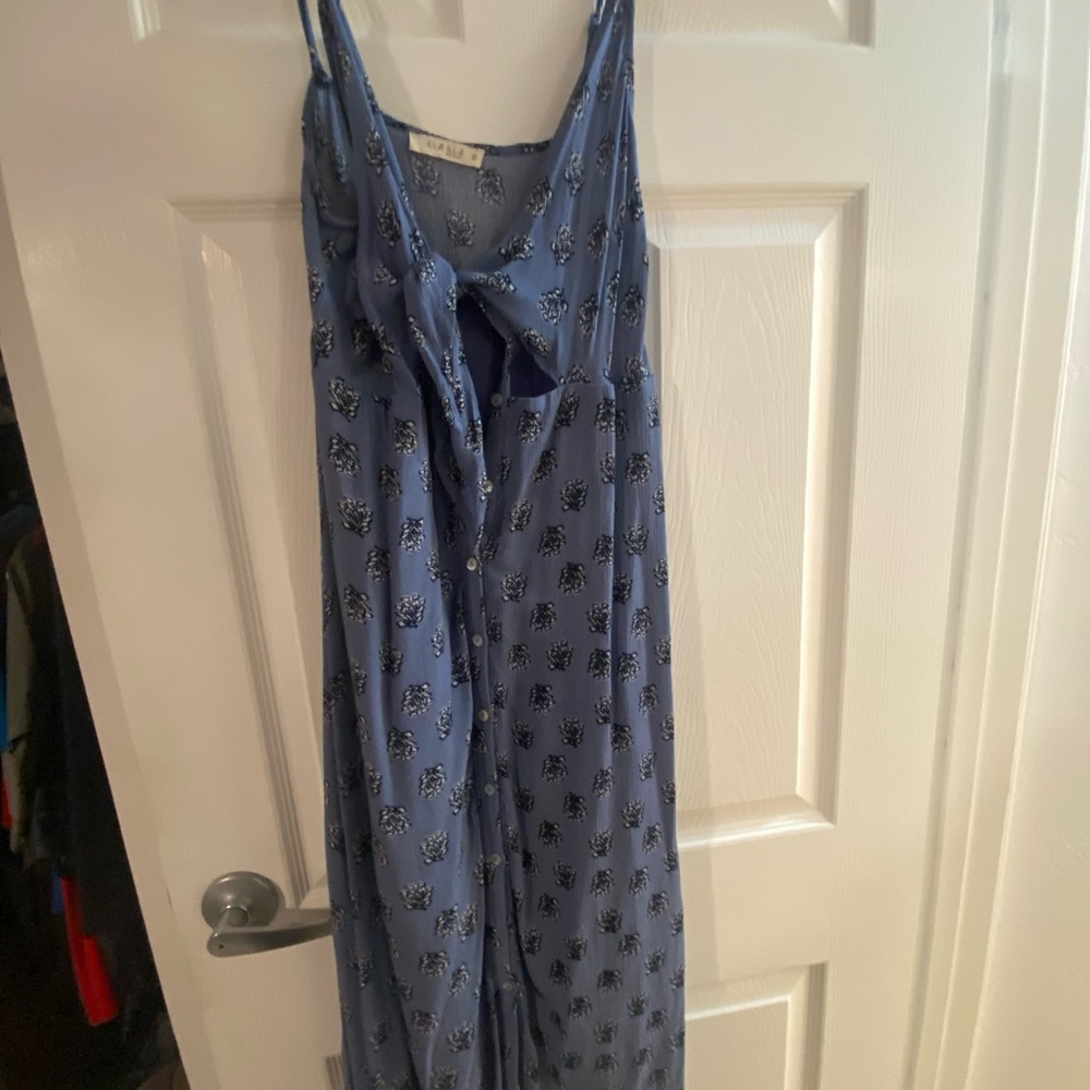 illa illa midi button up tie dress
